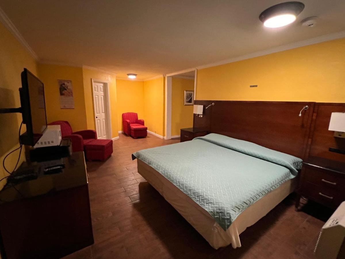 Dragon Inn & Suites Fayette 外观 照片