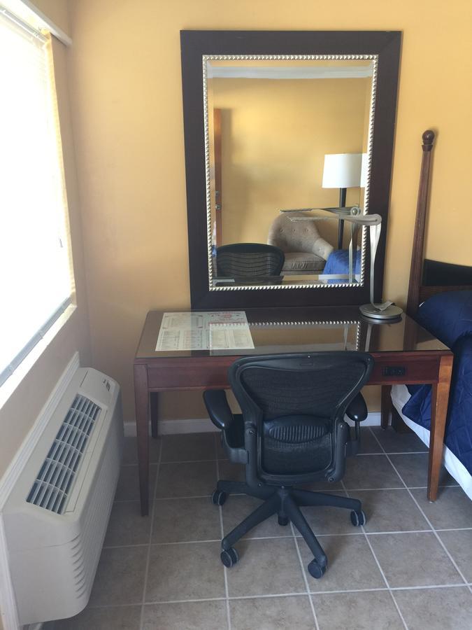 Dragon Inn & Suites Fayette 外观 照片